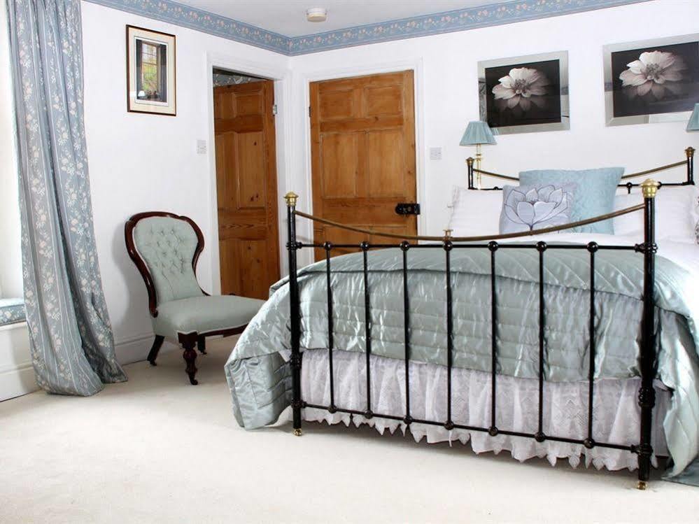Little Holtby B&B Kirkby Fleetham Экстерьер фото